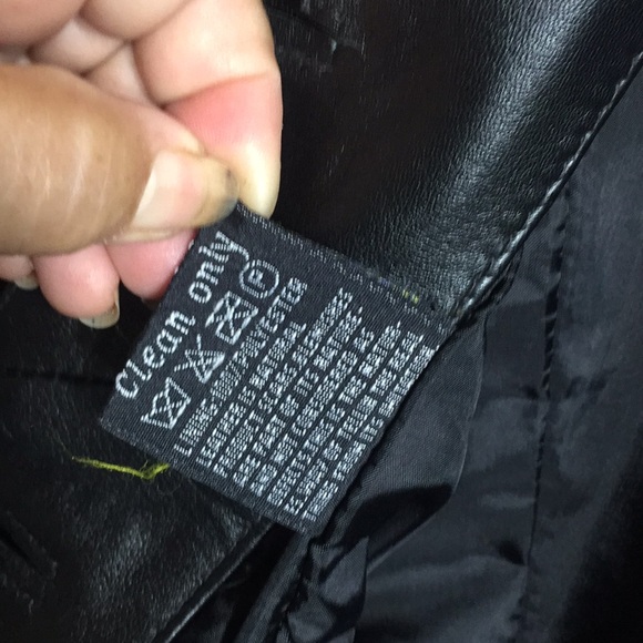 Leather jacket - Picture 5 of 6